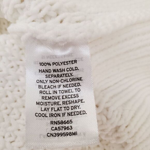 Caslon Stitch Detail Chenille Crewneck Sweater size Small in White - Picture 11 of 11